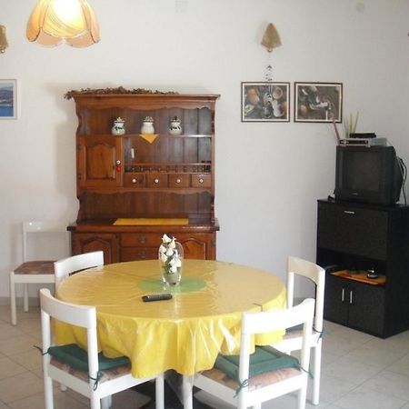 Apartments Ivan Orlic Vinišće Екстериор снимка
