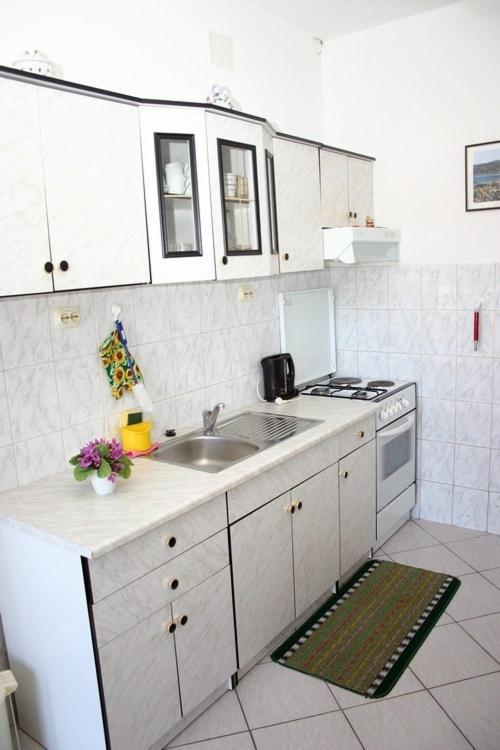 Apartments Ivan Orlic Vinišće Стая снимка